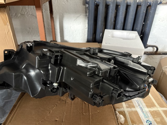 Фара права PLR51RR601 Plrsolutions