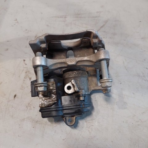 4M0406CD VAG 