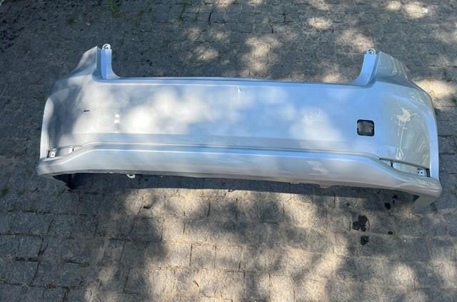 Задній бампер 5215902E60 Toyota