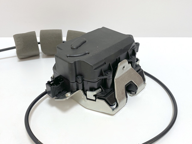 Замок кришки багажника Hotaru HBE1602