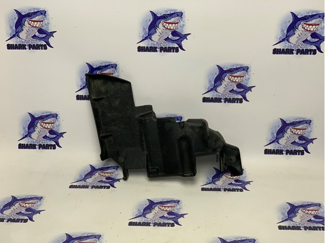 Купити LR043740 Land Rover Повітропровід (дефлектор) радіатора, правий