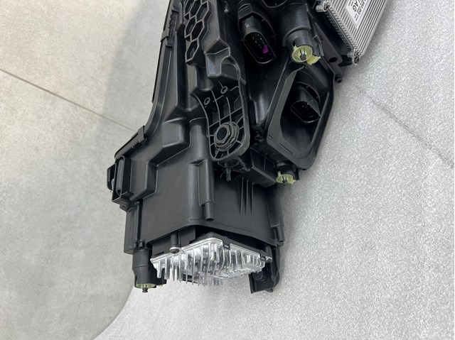 761941082B VAG 