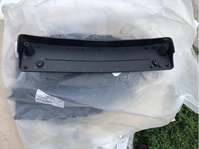 Кріплення переднього номера автомобіля Mercedes A1678800502 ціна, від 86.98 USD