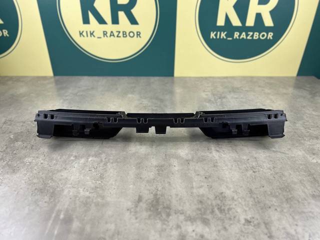 Решітка переднього бампера, центральна BMW 51117409550