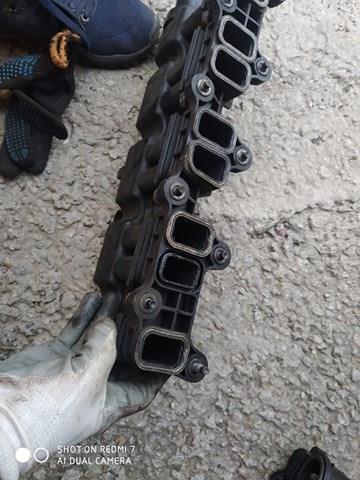 Колектор впускний Ford 1C1Q9424AK ціна, від 18.97 USD