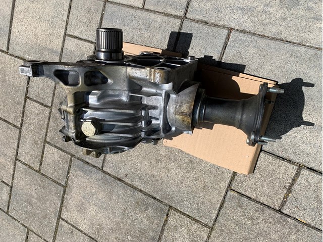 Коробка роздавальна Mazda KN0327500 ціна, від 126.67 USD