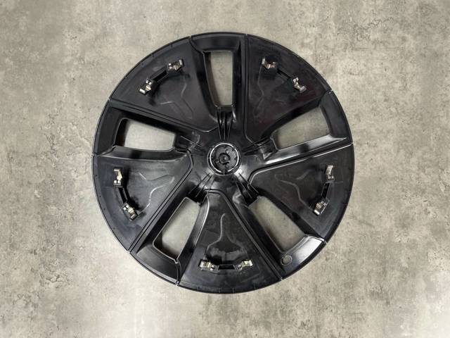 104427100A Tesla Motors Ковпаки на колеса