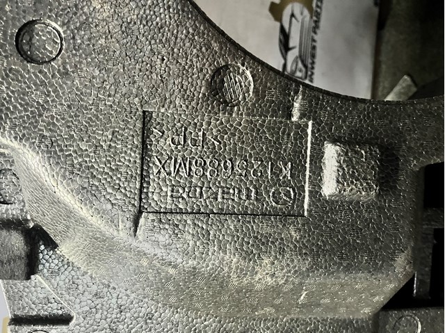  Mazda K125688MX ціна, від 30.93 USD