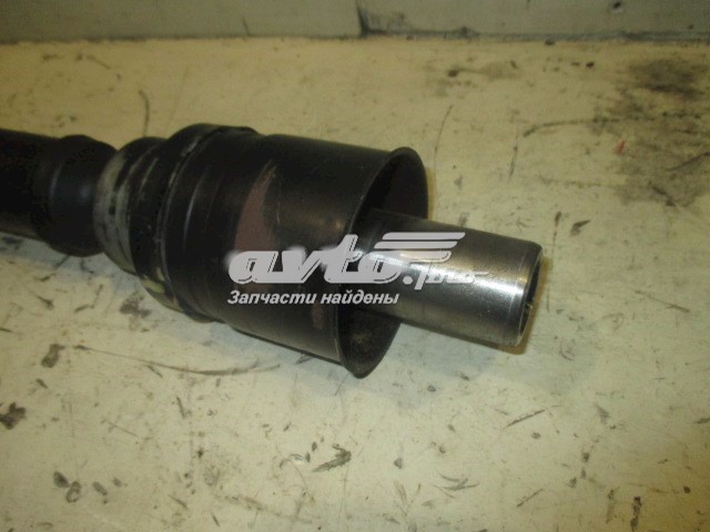 Купити MR453515 Mitsubishi Кардан передній
