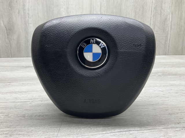 33678383902 BMW 