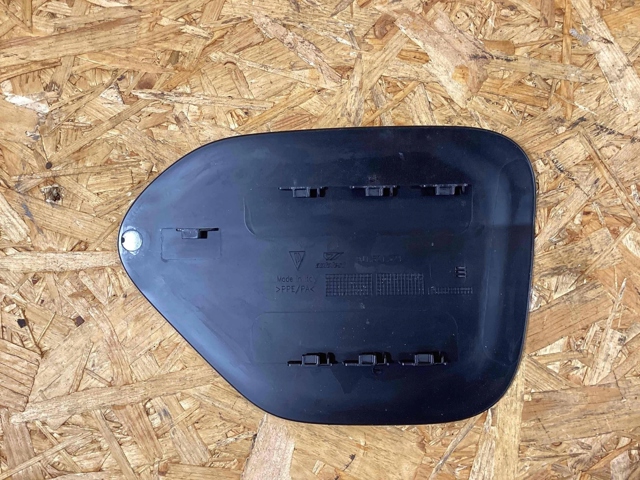 Люк б/бака Porsche 9J1821324 ціна, від 62.01 USD