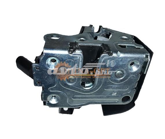 Замок дверки правої передньої A136105020 Chery