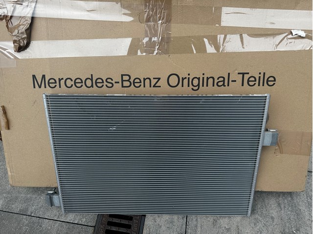 A0995008901 Mercedes Конденсатор