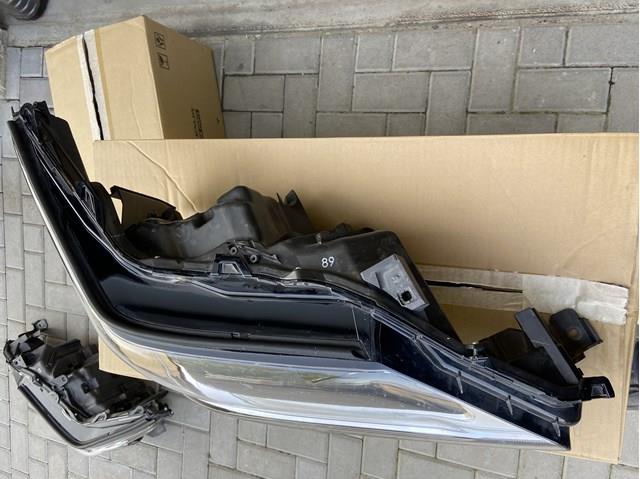 8114560N70 Toyota Фара правая