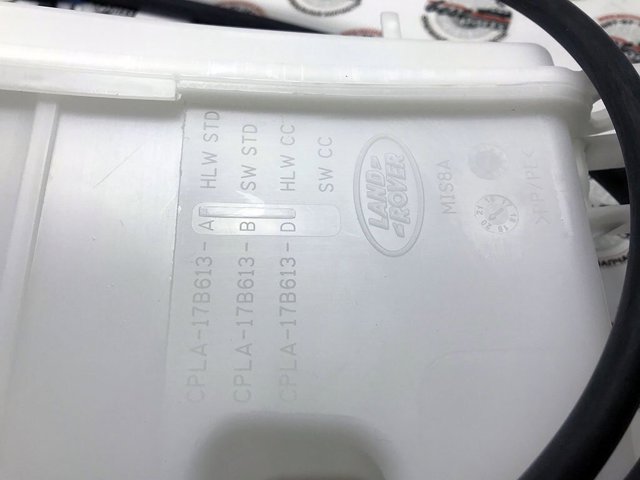 Бачок омивача скла Land Rover LR110609