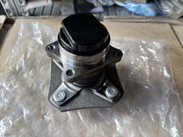 43202EL00A Nissan/Infiniti Маточина задня