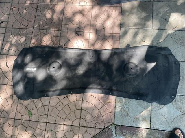 658405NA0A Nissan/Infiniti Утеплювач капота