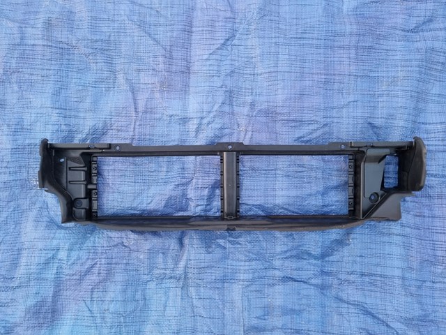 31690202 Volvo повітропровід радіатора
