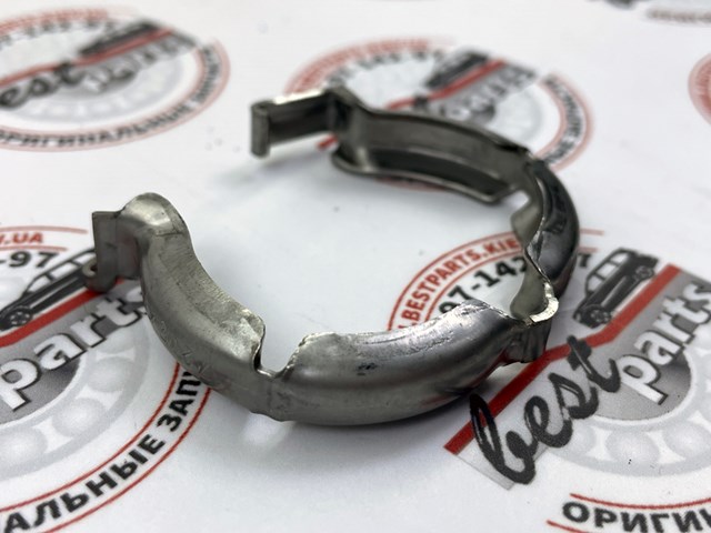 Купити LR063121 Land Rover 