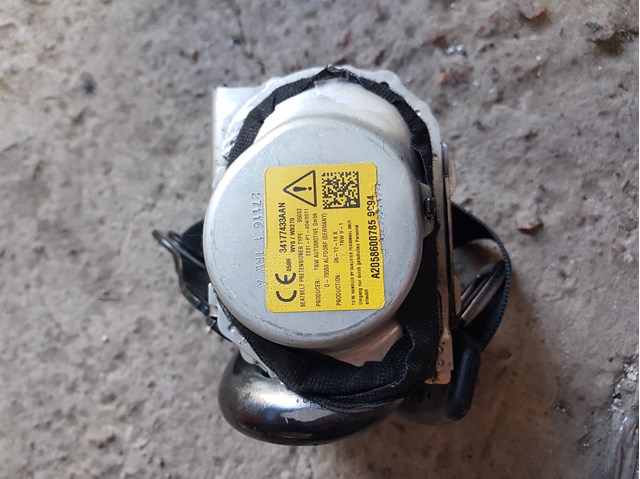 A2058600785 Mercedes Пасок безпеки задній лівий