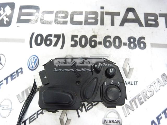  Mercedes A2038214258 ціна, від 31.67 USD