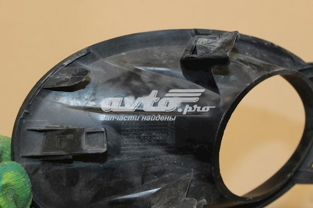 Заглушка під протитуманні фари, ліва Nissan/Infiniti 62257BR00A ціна, від 17.28 USD
