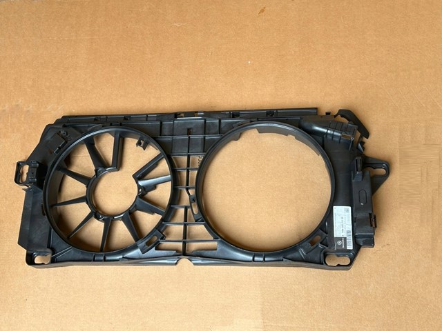 Купити RD906505O Signeda Дифузор (кожух) радіатора кондиціонера