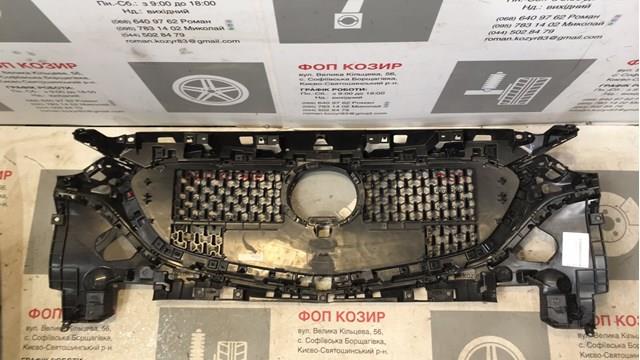 Решітка радіатора GBVG50719 Mazda
