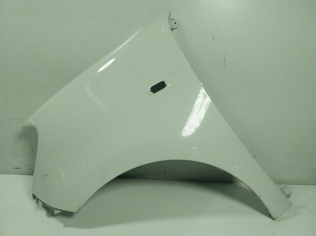 Ліве переднє крило Mercedes A4538810301 ціна, від 443.33 USD