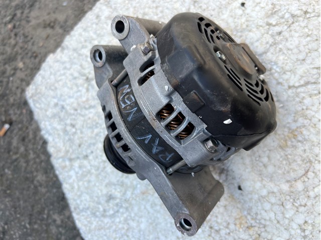 Генератор Toyota 2706024040 ціна, від 107.69 USD