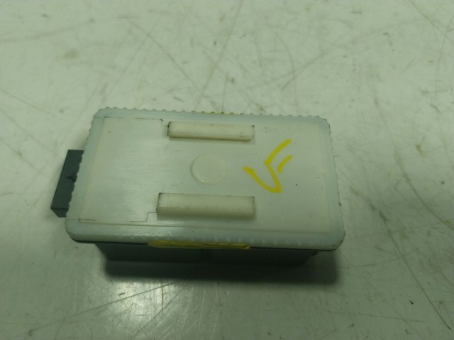 Купити 103460100B Tesla 
