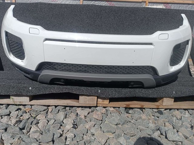 Передній бампер LR079533 Land Rover