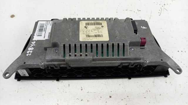  BMW 228465601