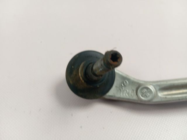 Рульова рейка 490043642R Renault (RVI)