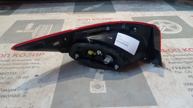 B53W51150A Mazda Задній правий зовнішній ліхтар