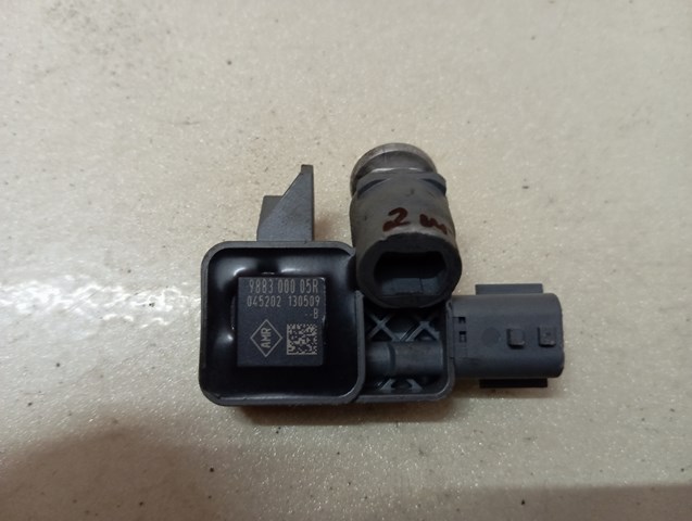 Датчик AIRBAG передній Resqparts RP988300005R