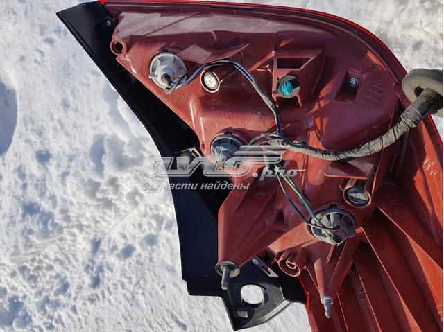 Купити 26550ED025 Nissan/Infiniti Задня права фара