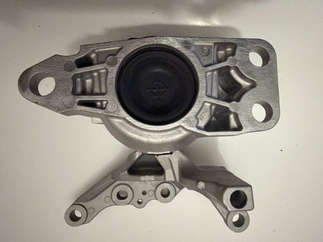  112104BB0B Nissan/Infiniti