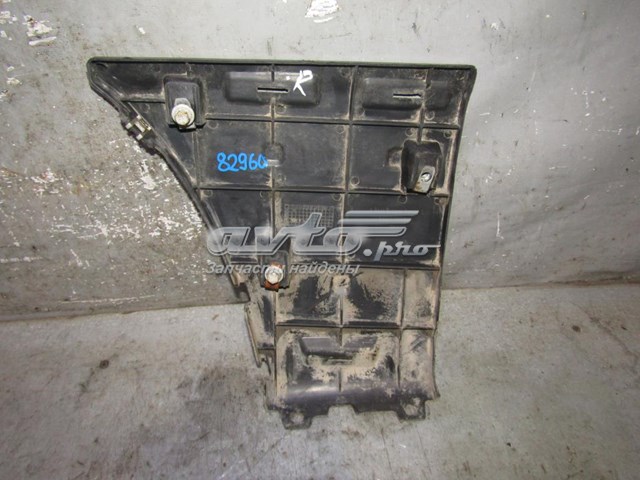 Кронштейн бампера заднього, лівий S3041221 General Motors