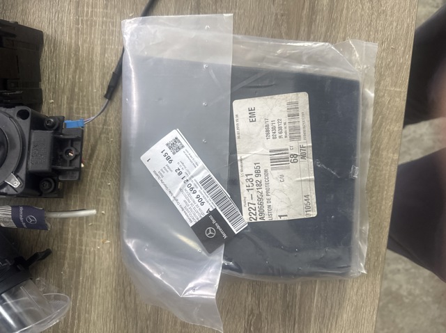  Mercedes A9066902182 ціна, від 19.43 USD