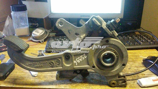  Mercedes A2084270036 ціна, від 4.97 USD