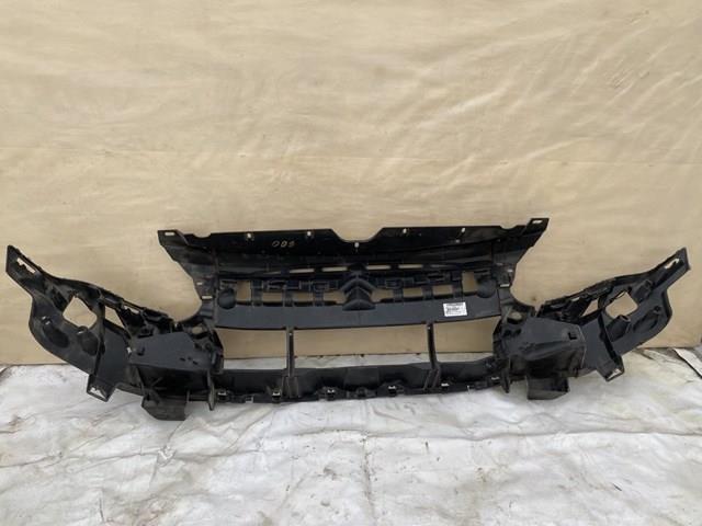 Кронштейн бампера переднього, центральний Peugeot/Citroen 9810895080 ціна, від 57.56 USD