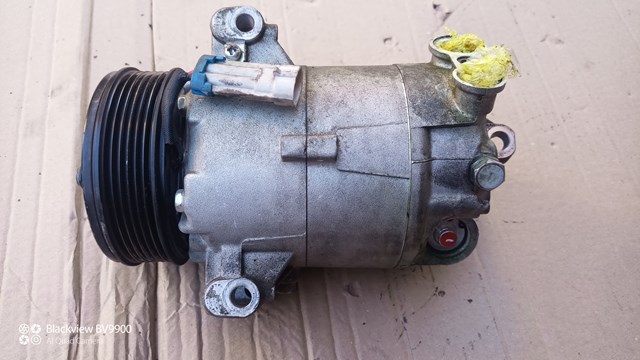 Компресор кондиціонера 13297444 General Motors