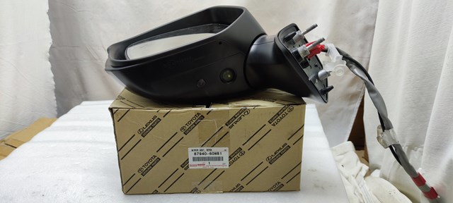 Ліве бокове дзеркало 8794060W81 Toyota
