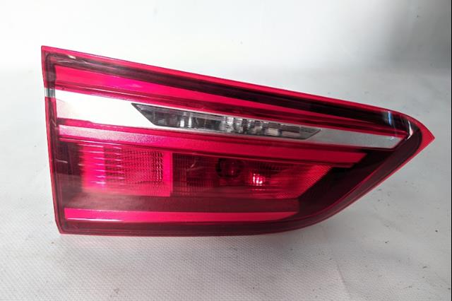 7350695 BMW Ліхтар задній лівий, внутрішній