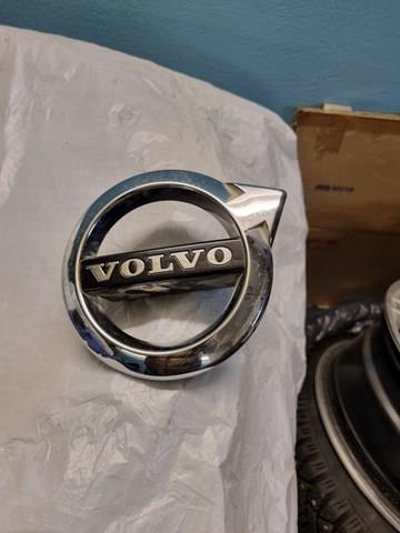 Емблема решітки радіатора 31383645 Volvo