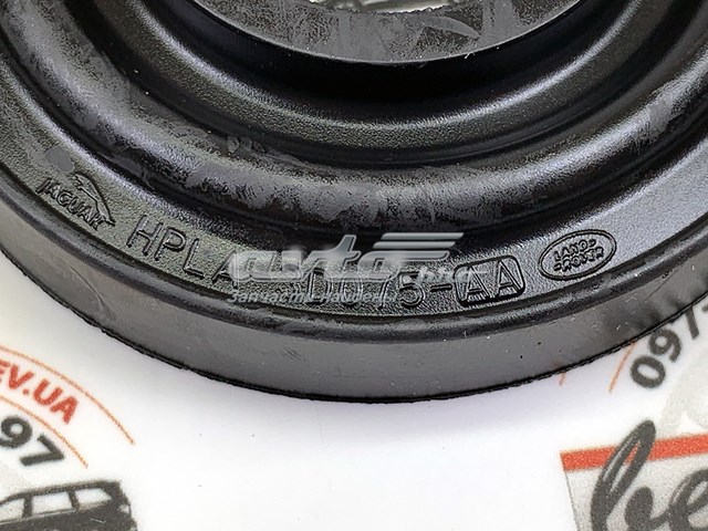 LR104875 Land Rover 