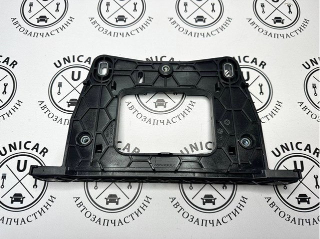 Подушка радіатора охолодження, верхня Mercedes A2976201302 ціна, від 76.01 USD