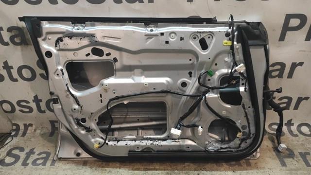 Водійські двері Subaru 60009SA1309P