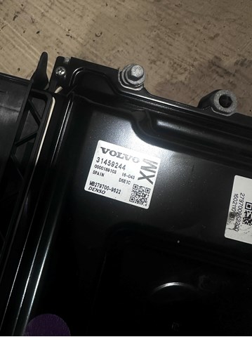 Електронний блок керування двигуном 31459244 Volvo
